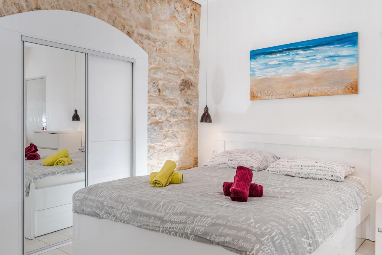 Old Split Apartment Ngoại thất bức ảnh