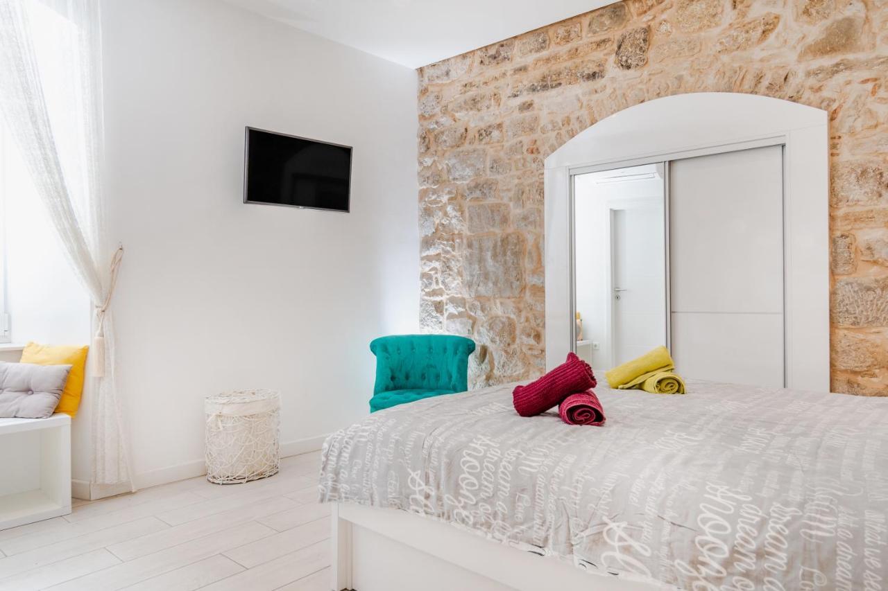 Old Split Apartment Ngoại thất bức ảnh
